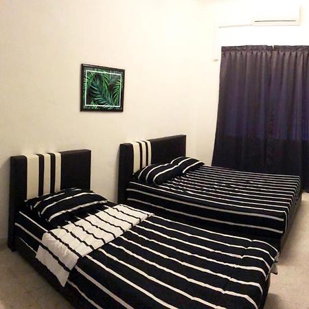 Panda Homestay Seremban Eksteriør billede